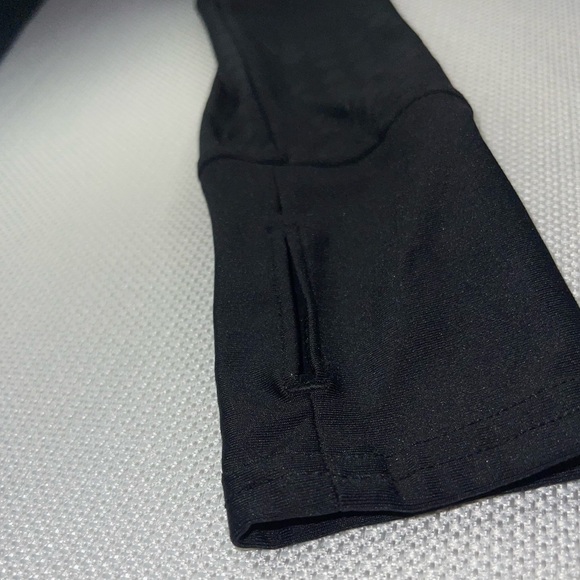 Spandex Polyester running jacket with thumb holes Size Small A - Picture 5 of 11